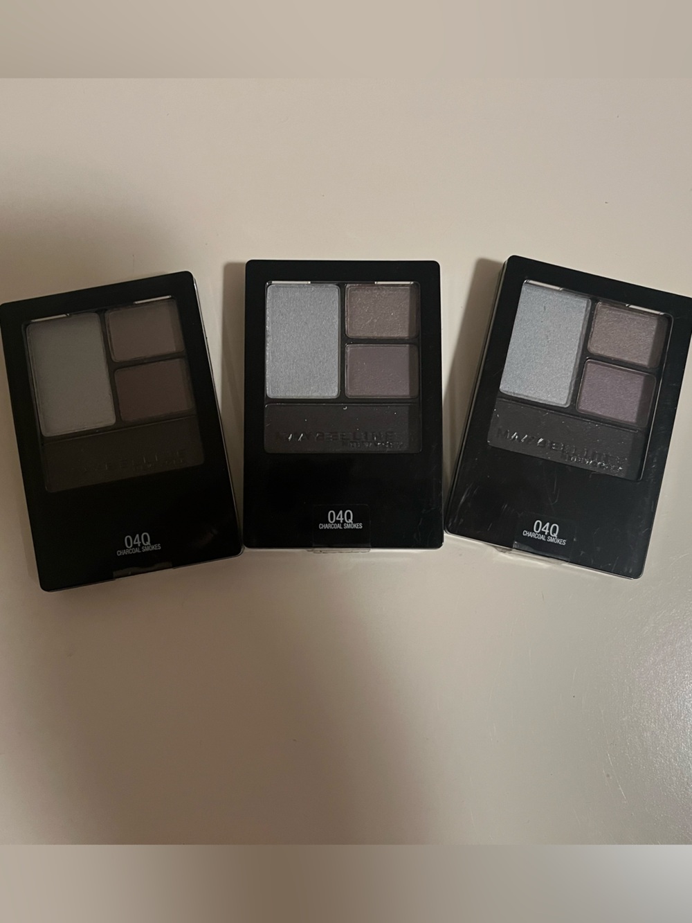 3 Maybelline Expert Wear Eyeshadow Quads Charcoal Smokes 04Q